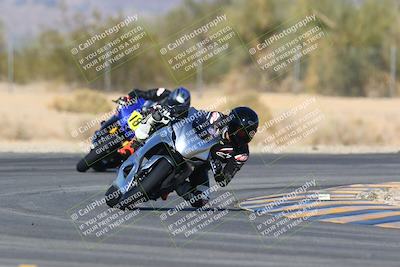 media/Jan-14-2024-SoCal Trackdays (Sun) [[2e55ec21a6]]/Turn 6 (125pm)/